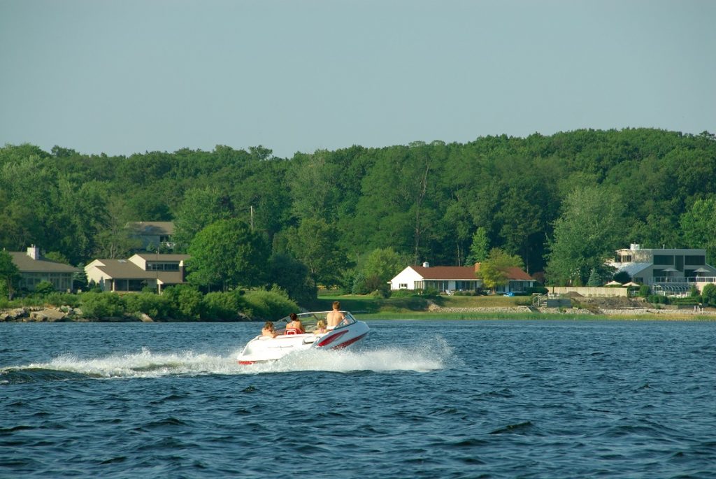 Pontoon 2 - Staying Safe on the Lake Boating Safety Tips